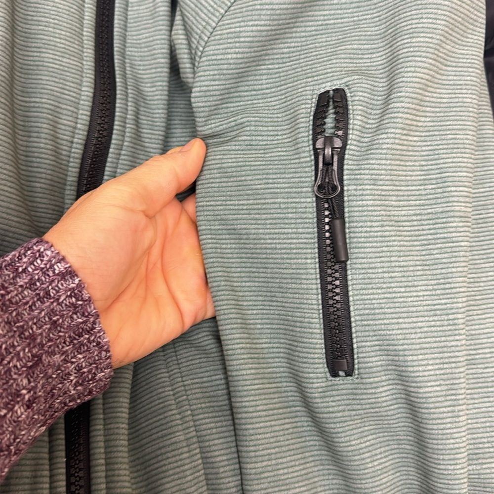 Free Country Women’s Jacket - Picture 9 of 10